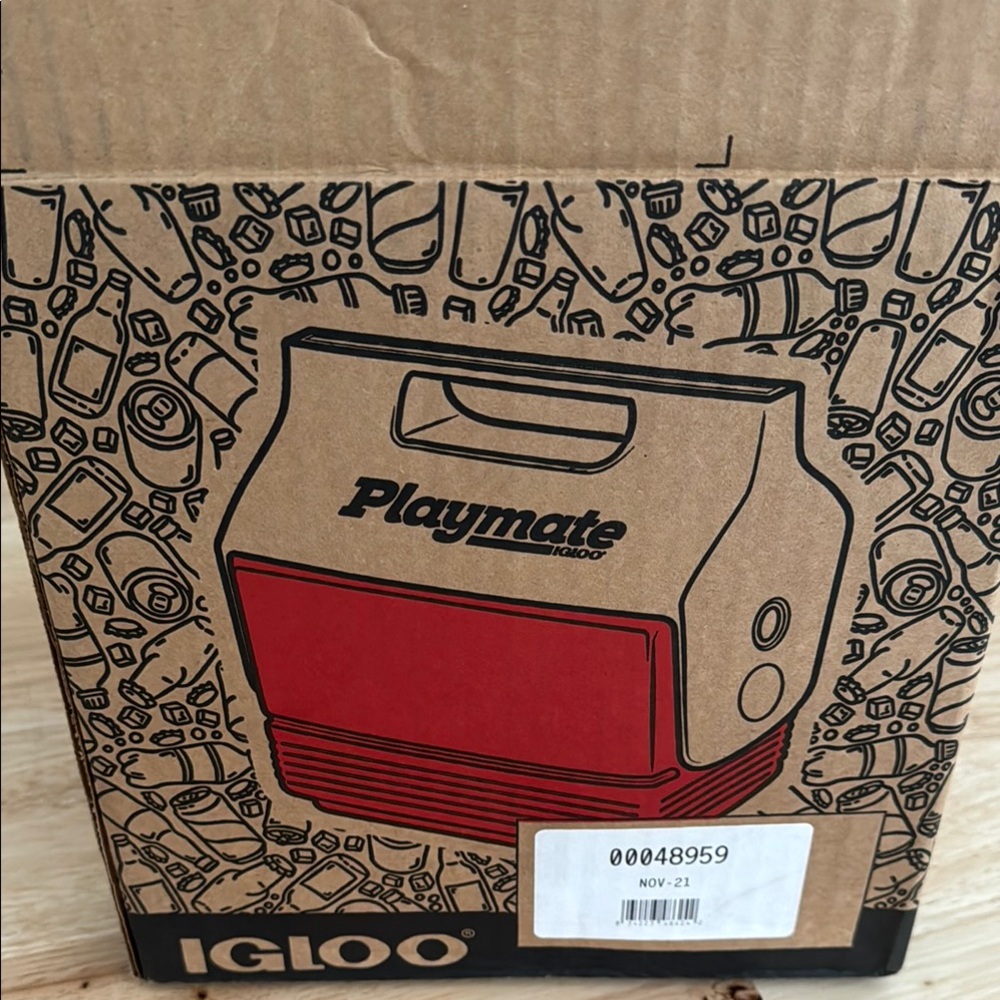 Igloo Star Wars Playmate Mini R2D2 4 Qt Cooler - Picture 5 of 6